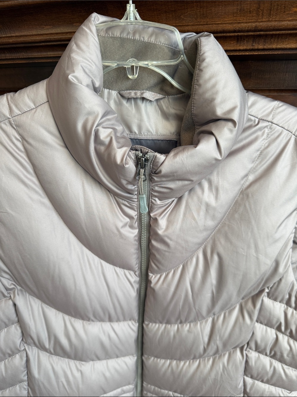Eddie Bauer down filled puffer vest full zip light tan taupe neutral color XXL - Picture 2 of 8